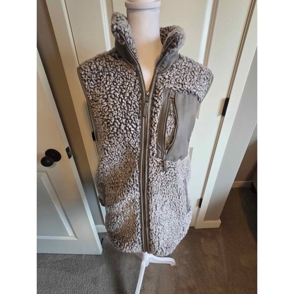 Abercrombie and Fitch sherpa vest mens medium - Picture 1 of 6